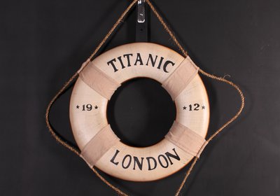 titanic_life_preserver